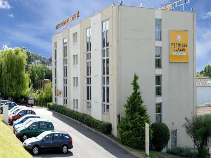 Hotelf1 Igny Massy Tgv Hotel Igny (Essonne)