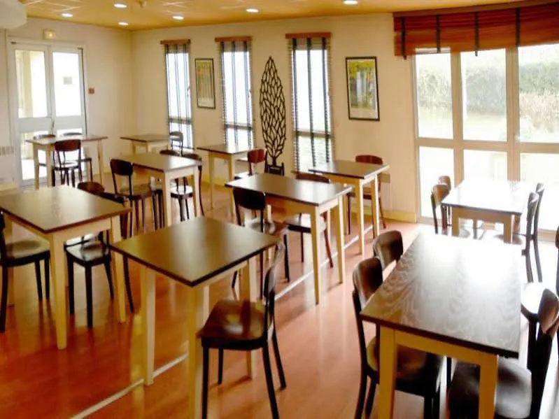 Hotel Hotelf1 Igny Massy Tgv France