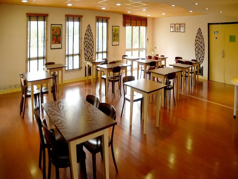 Hotel Hotelf1 Igny Massy Tgv