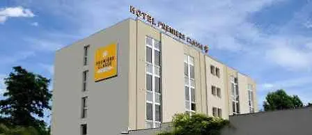 Hotelf1 Igny Massy Tgv Hotel